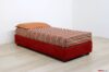 Cama individual con estructura de madera tapizada