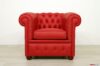 Sillón clásico tapizado en piel roja