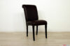 Silla de piel tapizada en negro