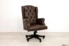 Sillón de oficina clásico de cuero marrón