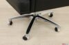 Silla de oficina giratoria de acero con ruedas